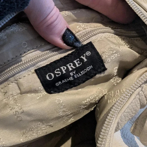 Beige Leather Shoulder Bag - Picture 8 of 9